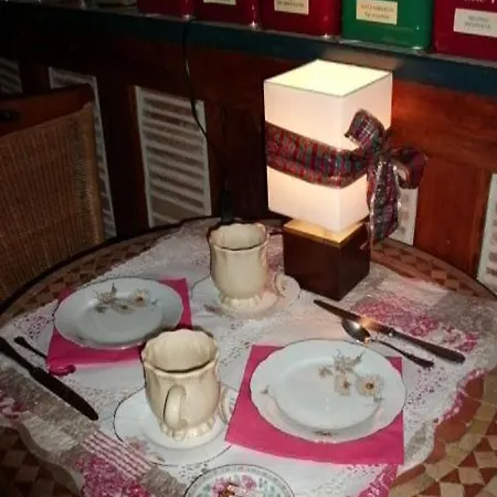 Chambres D'hotes Les Tartines Bavardes Frühstückspension Pontorson