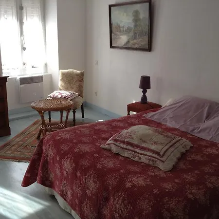 Chambres D'hotes Les Tartines Bavardes Frühstückspension