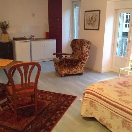 Chambres D'hotes Les Tartines Bavardes Frühstückspension